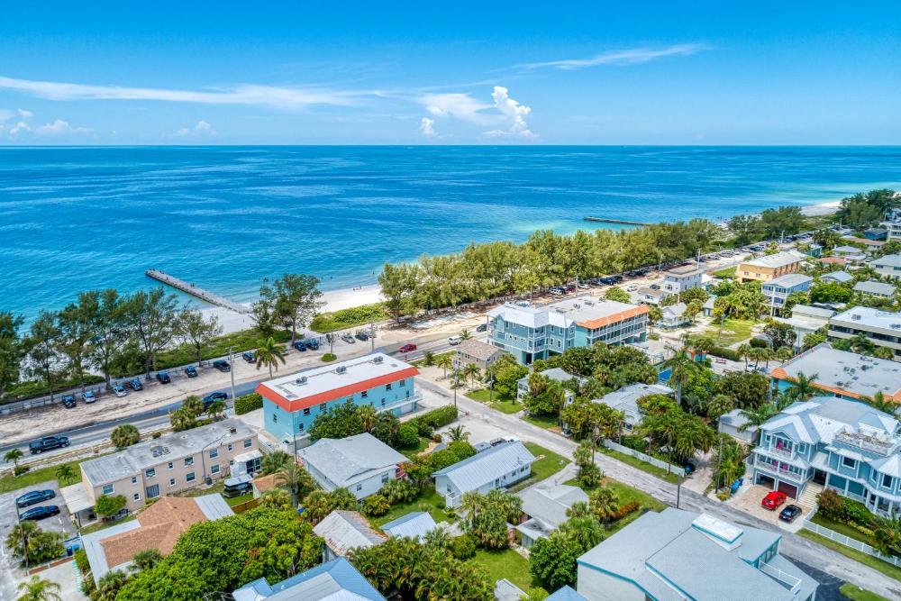Ami Lighthouse Cottage-One Minute Walk To The Beach-Keyless Locks